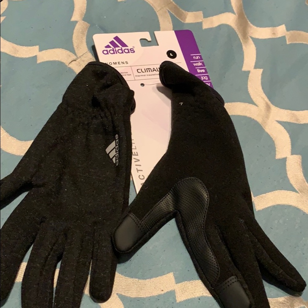 Women’s brand new Adidas gloves